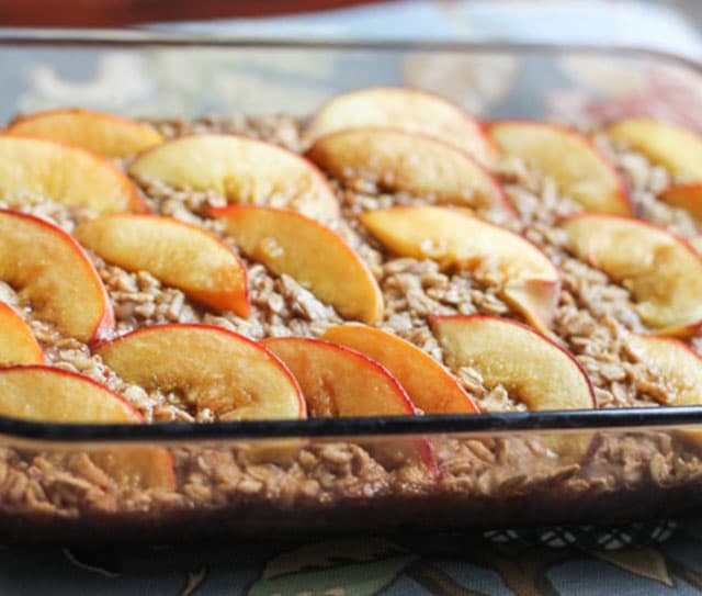 Vegan Peach Baked Oatmeal