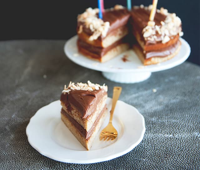 Coconut-Almond Cream Cake Recipe