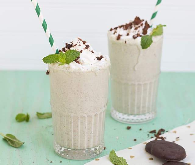 Dairy Free Mint Chocolate Cookie Shakes