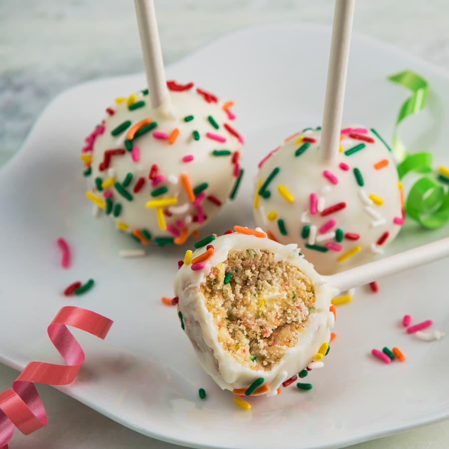 Breeze Birthday Cake Pops | Blue Diamond