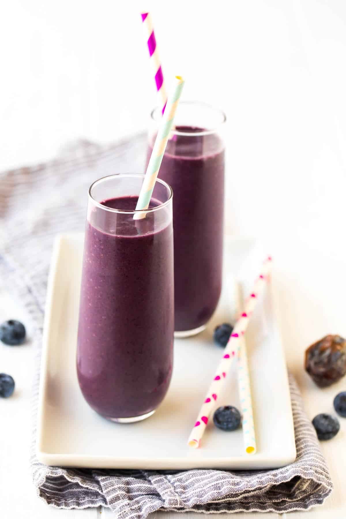 Blueberry Date Shake | Blue Diamond