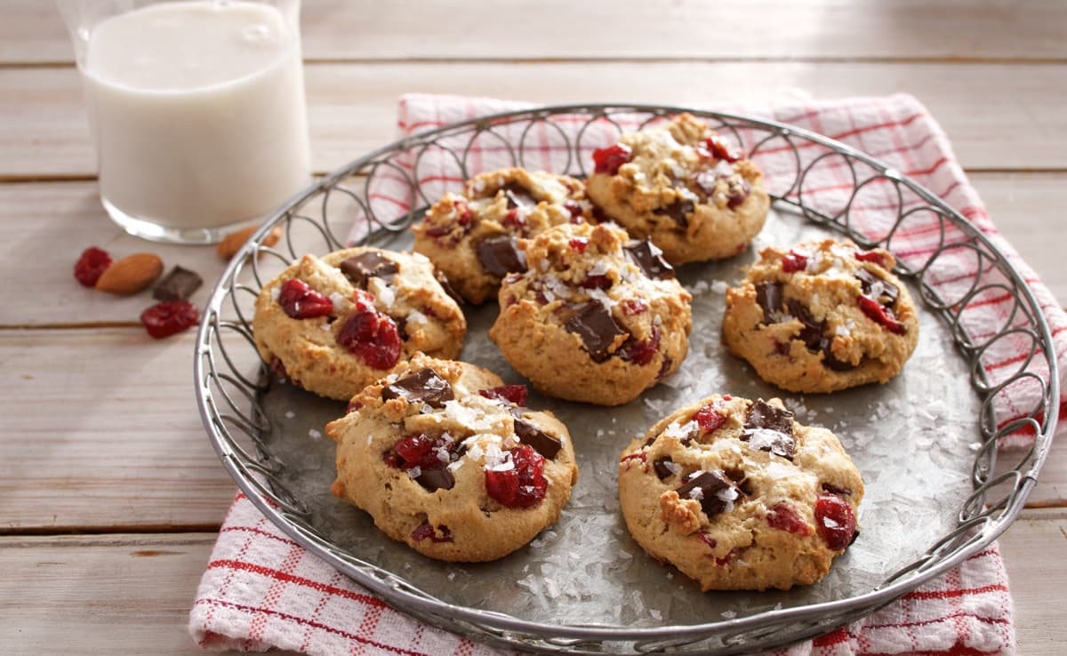 Chocolate chunk cranberry cookies